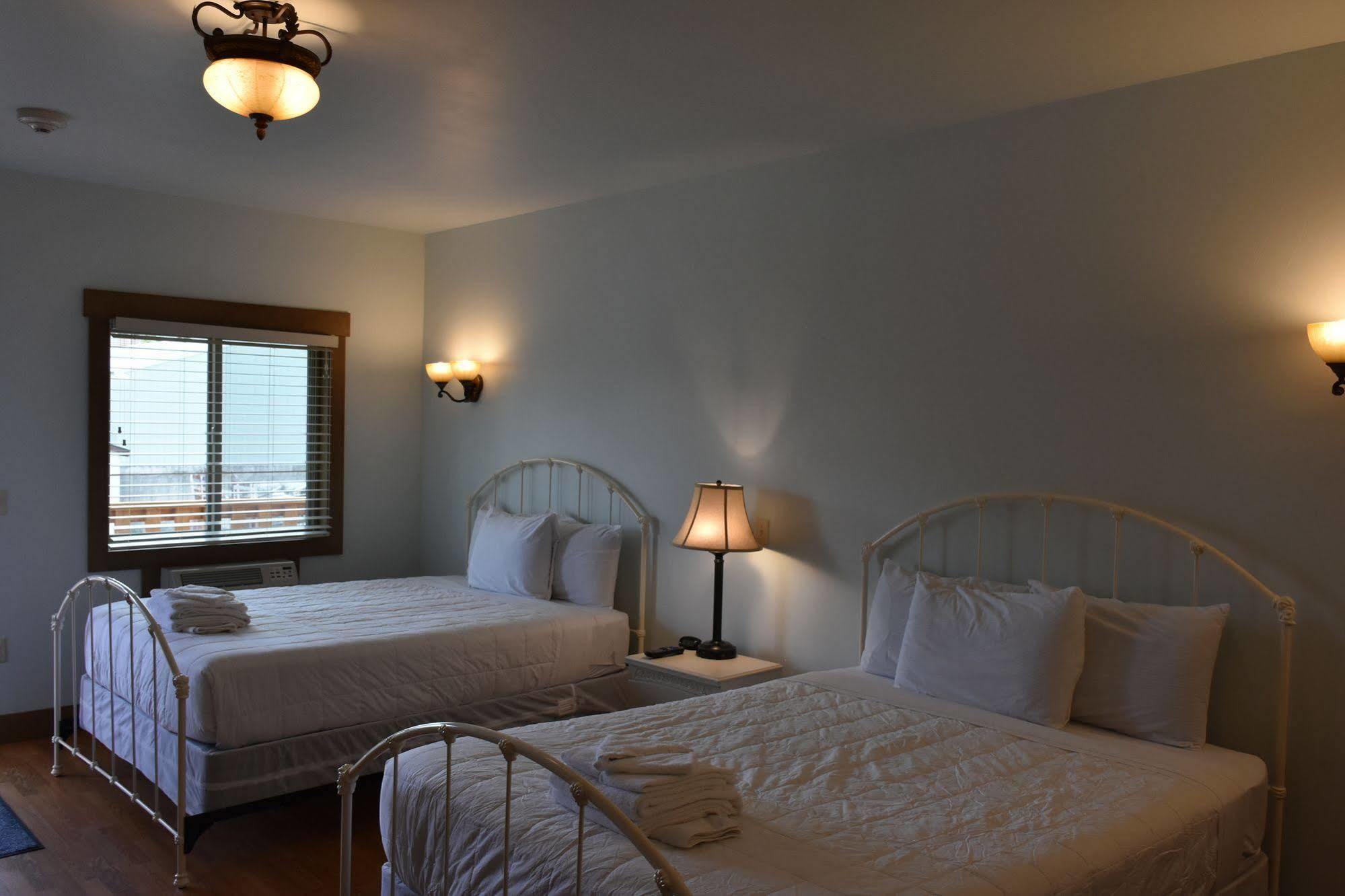 Yellowstone Condos & Suites Гардінер Екстер'єр фото